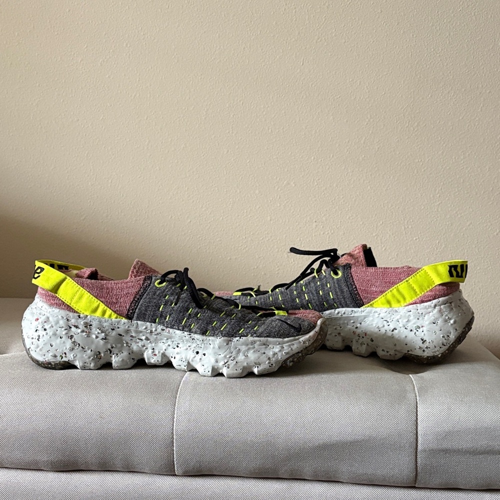 Nike Women's Sneakers in Pink and Yellow - Picture 5 of 7